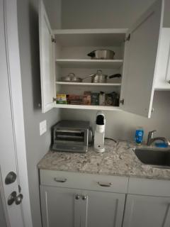 Cozy en suite with high ceilings - Framingham - 9