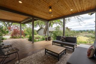 Castoro Cellars Hive and Hivette Wine Stay, Groups - Templeton - 0