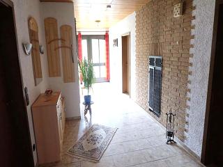 Apartment in Eifel near Nürburgring, cleaning included - Oberstadtfeld - 2
