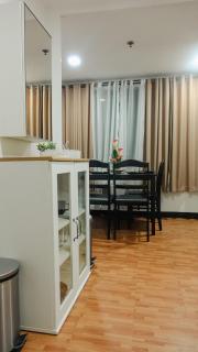 Group Stay for 6 with 3 Bunk Beds, Kitchen, Wi-Fi & Netflix, Near MRT Boni - Manila - 0