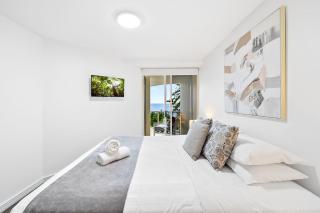 Zanzibar 404, Sensational 2 Bedroom Oceanview Apartment - Mooloolaba - 2
