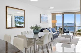 Zanzibar 404, Sensational 2 Bedroom Oceanview Apartment - Mooloolaba - 7