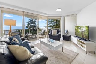 Zanzibar 404, Sensational 2 Bedroom Oceanview Apartment - Mooloolaba - 8