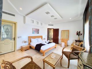 L'Orchidée - Suites de Luxe avec Piscine Chauffée et Vue sur le Lac de Tunis - 7