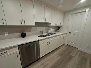 New 1-bedroom basement apartment - Calgary - 0