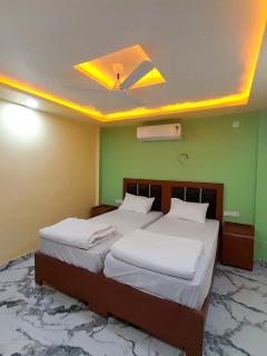 Hotel The Prince Palace Near Mahabodhi Temple - Bodhi Tree - Lift-Free Wifi and Parking Facilities - Bodh Gaya - 9