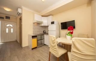 Two-Bedroom Apartment In Okrug Gornji - Trogir - 7