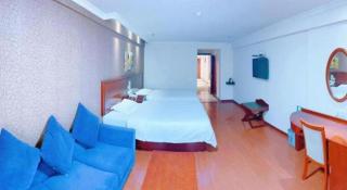 GreenTree Inn Xi'an Bell and Drum Tower Food Street Ancient City Wall Ximen Express Hotel - Xi'an - 1