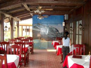 Swiss Chalet - Angeles - 9