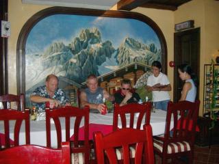 Swiss Chalet - Angeles - 2