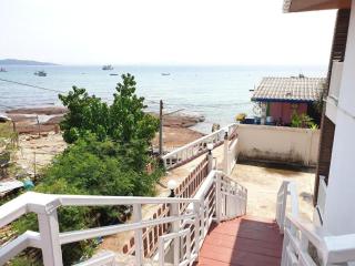 Sea beach Koh Larn 2 Hotel - 1