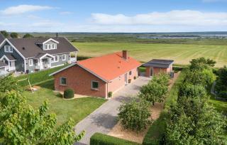 3 Bedroom Cozy Home In Tarm - Tarm - 0
