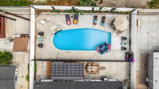 Stylish 5 Bedroom Villa with Pool near Disney - Luxury Family Retreat - Anaheim - 9