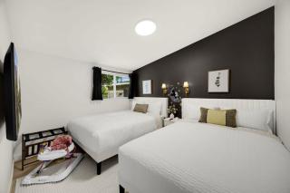Stylish 5 Bedroom Villa with Pool near Disney - Luxury Family Retreat - Anaheim - 5