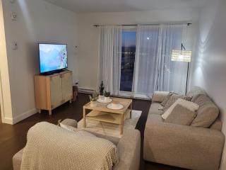 Practical Comfortable Condo Panoramic View 10th - Québec - 9