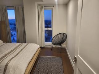 Practical Comfortable Condo Panoramic View 10th - Québec - 2