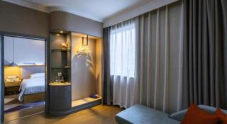 Borrman Hotel Guilin Elephant Hill Park Li Lake - Guilin - 0