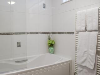 Elm Cottage-W40630 - Gelliwen - 1