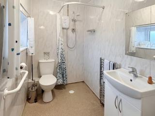 Ty Main Cottage - Newborough - 2