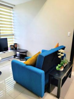 BGC Uptown Park Suites Tower 1 - 2 Bedroom and 2 Bath Condo - Manila - 4