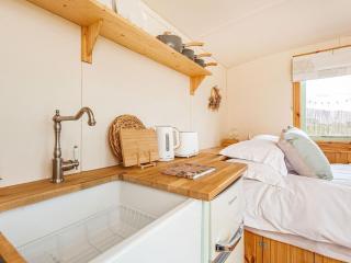 Woodside Hut 3 - Uk36107 - Auchterneed - 1