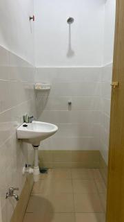 HOMESTAY ADELIa - Kangar - 4