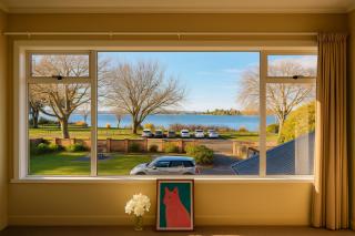 Lakeside Retreat with Swim Spa - Hamilton - 8