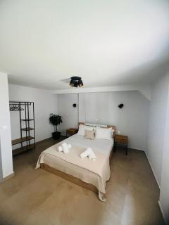 Loftie II - Kavala - 2