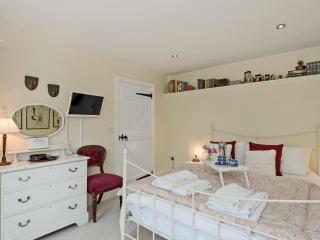 Church Cottage - Islip - 2