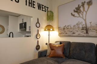 Western Vibes Retreat by Calgary Stampede - Calgary - 8