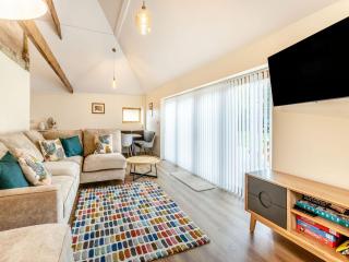 Tawny Acre Barn - Uk38614 - 6