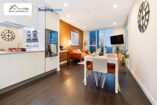 2BR Luxury London Skyview 2min from tube station - Londra - 9