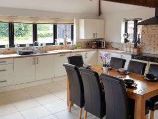 Summer House Stables - Catfield - 4