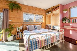 Timber & Stone - Sanctuary Eco Studio - Yapeen - 9