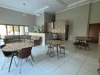 Mnembe Safari Game Lodge - - 3