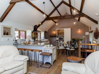 Stable Cottage - Uley - 8