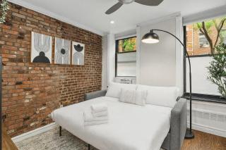 Trendy East Village Escape - New York - 6