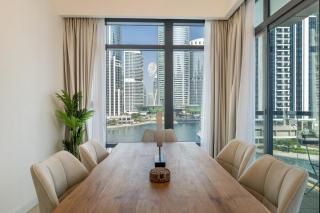 Luxury 2BHK Stunning Skyline Lakeview in JLT 401 - 9