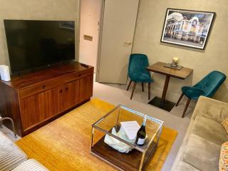 Elegant Chelsea Apartment - Moffat - 0
