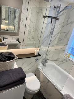 Elegant Chelsea Apartment - Moffat - 2