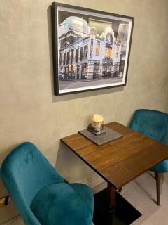 Elegant Chelsea Apartment - Moffat - 1