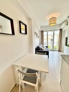 Cozy accommodation for 4 - Wifi & Air conditioning - Nice - 4