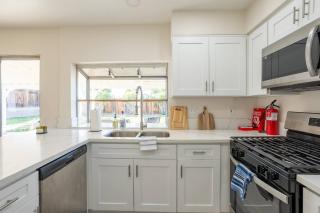 Pet Friendly 4BR Prime Location - 5