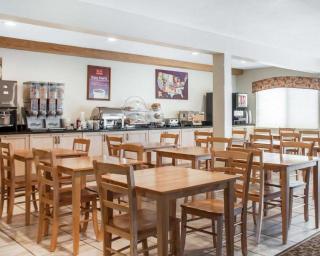 Econo Lodge - Ithaca - 6