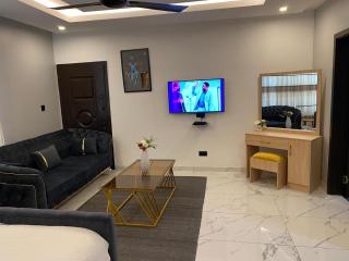 Sapphire Guest House And Event Center - Accra - 0