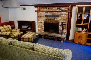 Front Lodge at Rainier Lodge, 1 min drive to Mt Rainier entrance - Ashford - 9
