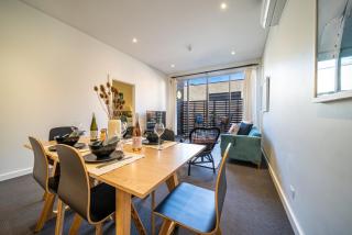 Floral on Frew 2BR Staycation CBD WiFi - Adelaida - 8