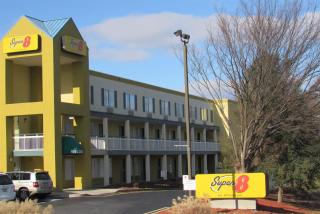 Super 8 by Wyndham New Cumberland - New Cumberland - 7