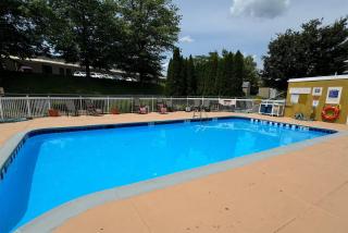 Super 8 by Wyndham New Cumberland - New Cumberland - 5