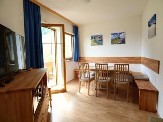 Apartment in Stubai with balcony and ski room, cleaning included - Neustift im Stubaital - 4